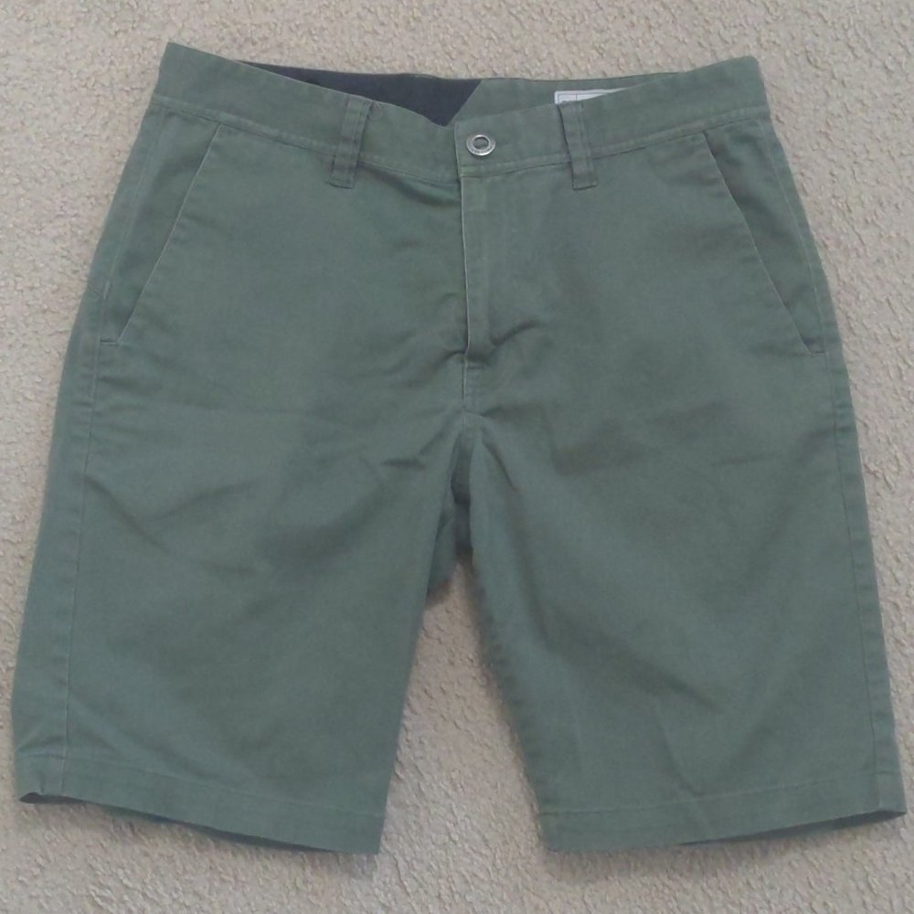 VOLCOM True to This Olive Green Shorts